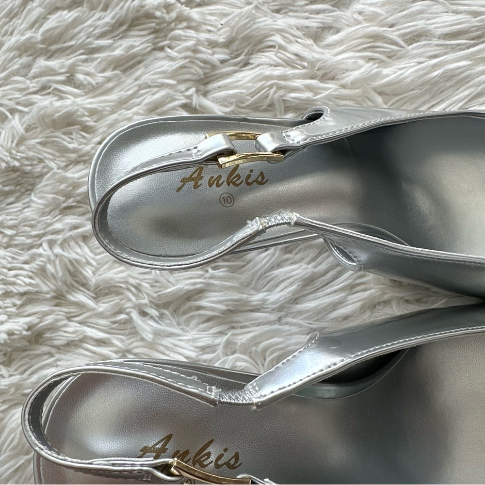 Ankis Silver Metallic Slingback Heels New In Box Size 10 - Picture 6 of 8